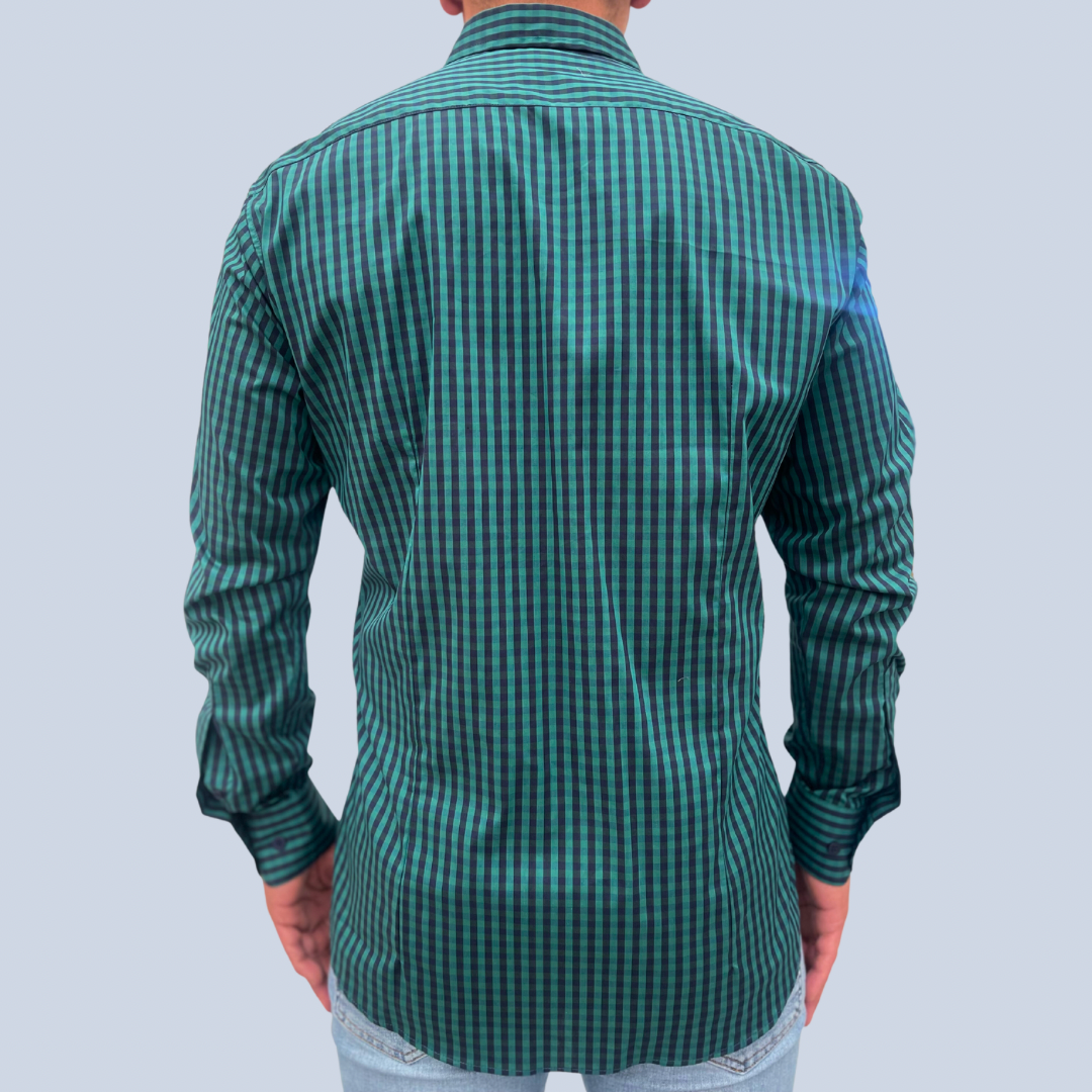 Camisa manga larga a cuadros verde con cuello sport collar